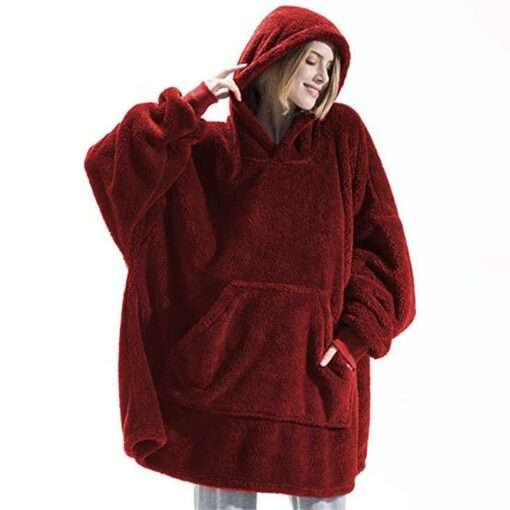 Sweat Plaid à capuche Rouge en polaire Sherpa idéal pour des soirées cocooning bien au chaud l'hiver